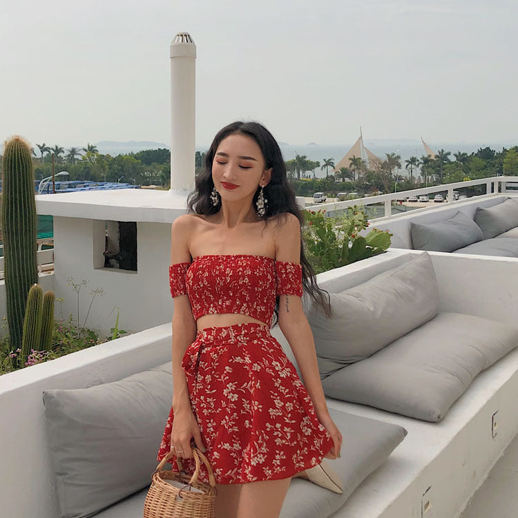 summer outfits inspo Sexy French Retro off-Neck Floral Tube Top Short Sleeve One-Piece Skirt Suit Two-Piece Set