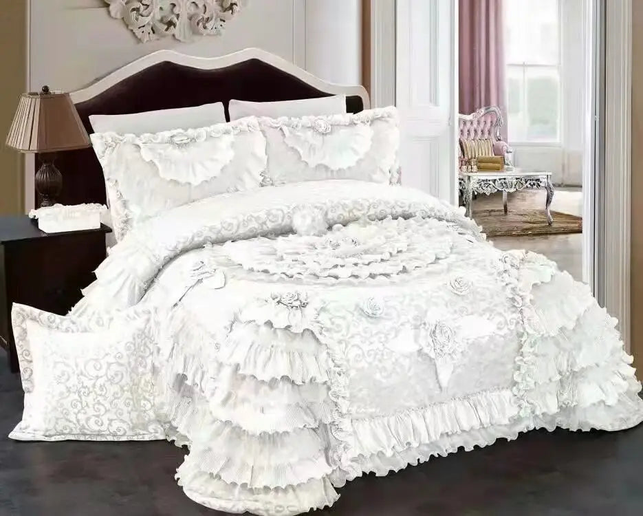 Luxury Champagne Wedding Style Jacquard Stereoscopic Lace Bedspread Bed skirt Bed Shett Coverlet Bed Cover Set Pillowcases