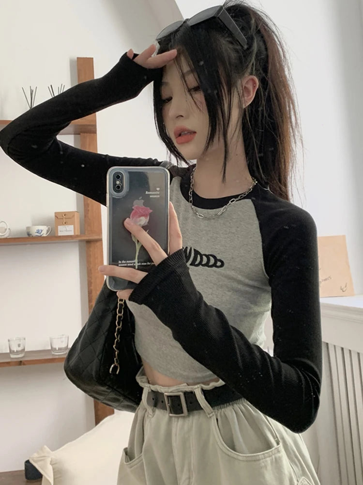 Oklulu Patchwork Long Sleeve Tshirt Women Embroidery Crop Top Female Fashion O Neck Sexy Slim Tees Top Spring Ladies Basic T-shirts Y2K