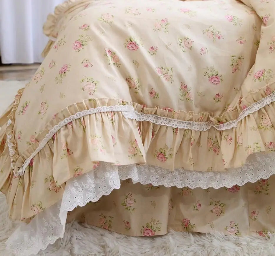 Oklulu High End American Floral Bedding Set Luxury Egyptian Cotton Elegant Ruffle Lace Duvet Cover Bed Skirt Bedspread Pillowcases