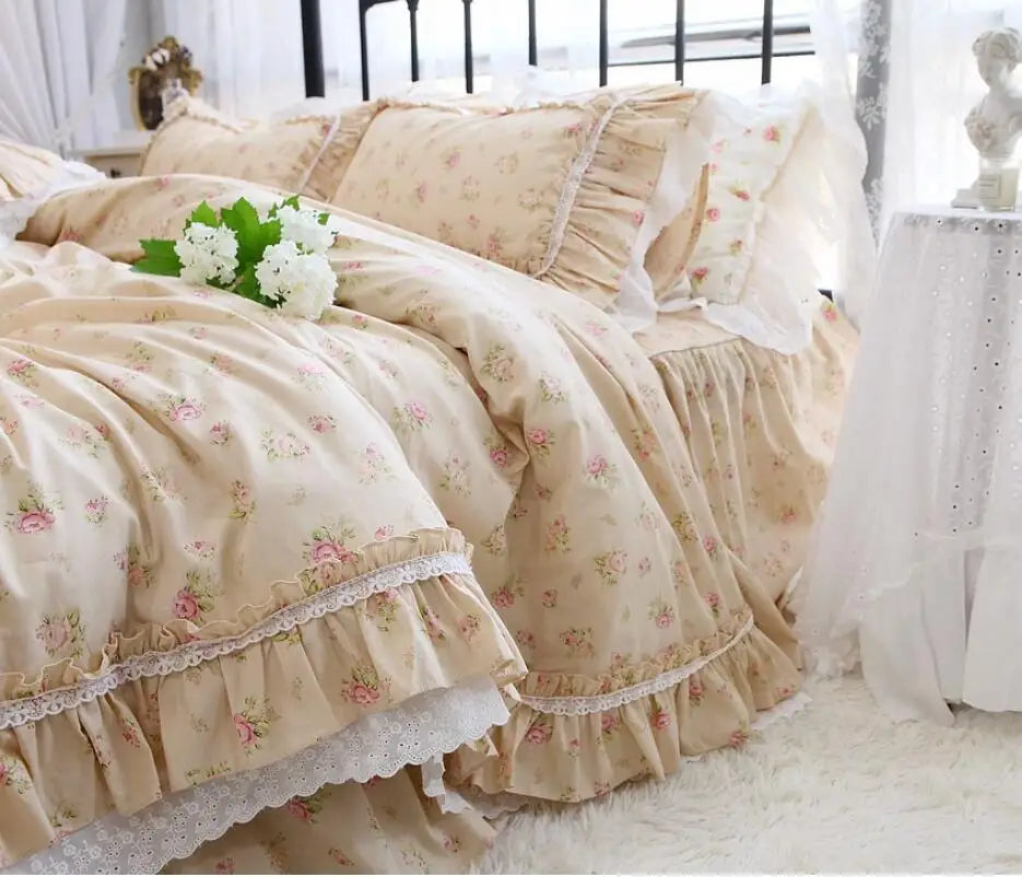 Oklulu High End American Floral Bedding Set Luxury Egyptian Cotton Elegant Ruffle Lace Duvet Cover Bed Skirt Bedspread Pillowcases