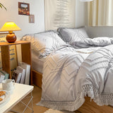 Modern Flower Cutting Large Tassel Style Bedding Set High Quality Skin Friendly Fabric Bed Sheet Set King