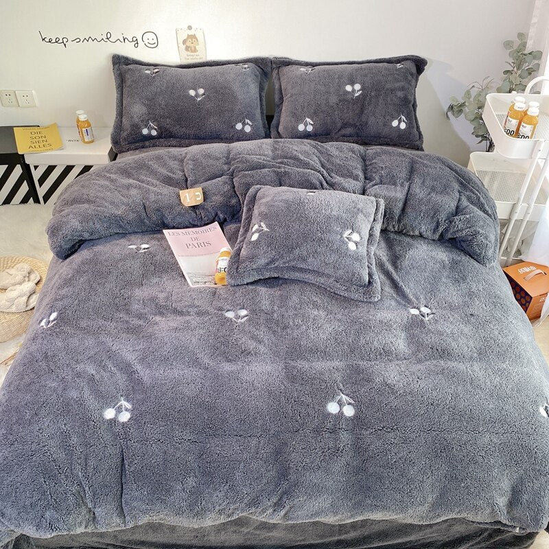 White Winter Warm Berber Fleece Star Embroidery Princess Bedding Set Double Duvet Cover Set Bed Sheet Pillowcases Home Textiles