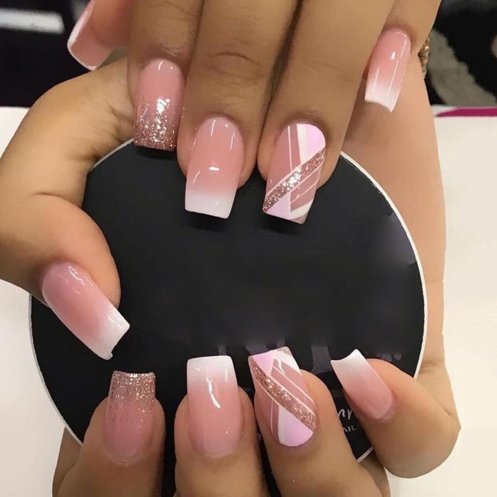 24Pcs Short False Nails Coffin nude pink design Artificial Ballerina Fake Nails With Glue Full Cover Nail Tips Press On Nails