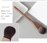 1Pcs European Vintage Wood Handle Makeup Brush High Quality Loose Powder Blush Foundation Brush Super Soft Theatre Makeup