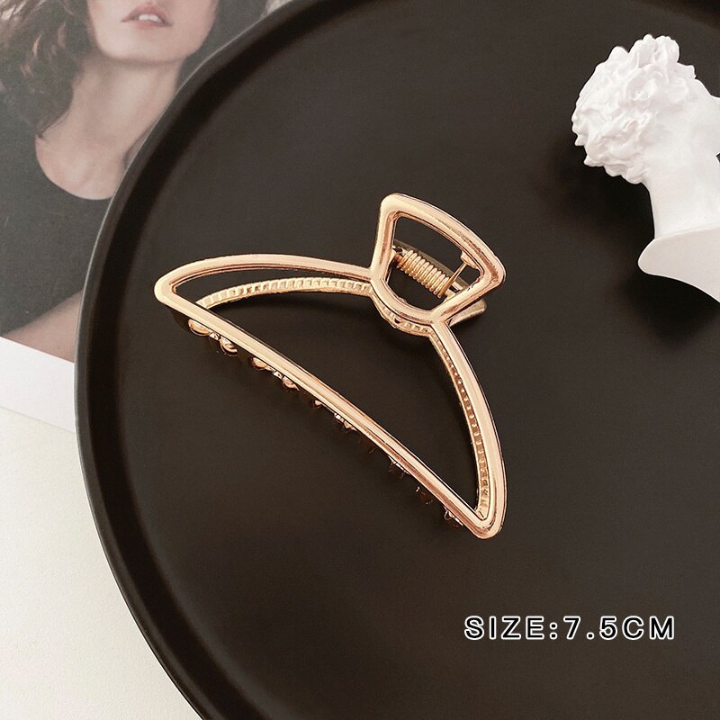 Fashion Women Hair Claw Clips Bath Crab Korean Pearl Cross Hairpins Barrette Headwear for Girls Fashion Hair Accessories Gift