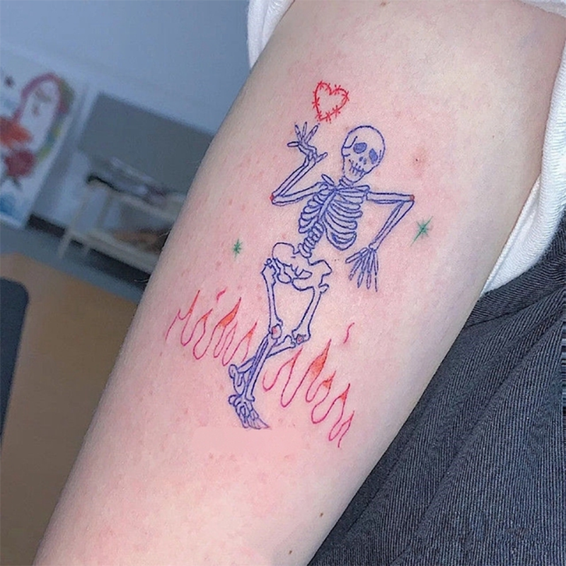 Blue Flame Skull Temporary Tattoo Stickers Line Love Men Women Waterproof Cool Art Fake Tattoo Arm Leg Chest Tattoo Sticker