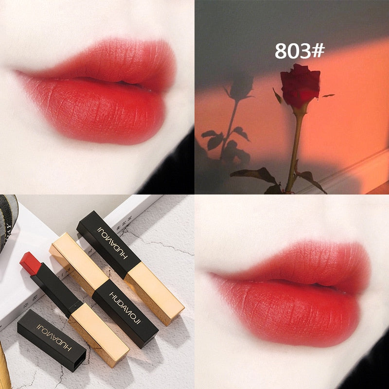 6 Color Waterproof Long Lasting Sexy Red Lipstick Matte Lipstick Lip Care Easy To Paint Without Bleaching Lip Balm