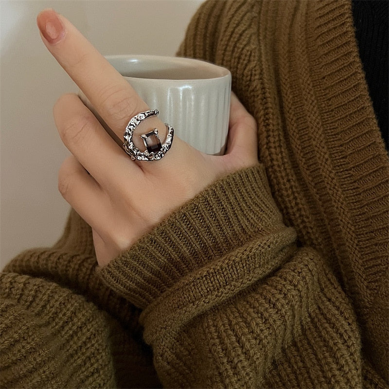 Silver Color Korean Fishbone Round Ball Pendant Rings For Women Simple Fashion Exquisite Smooth Finger Rings Punk Party Jewelry