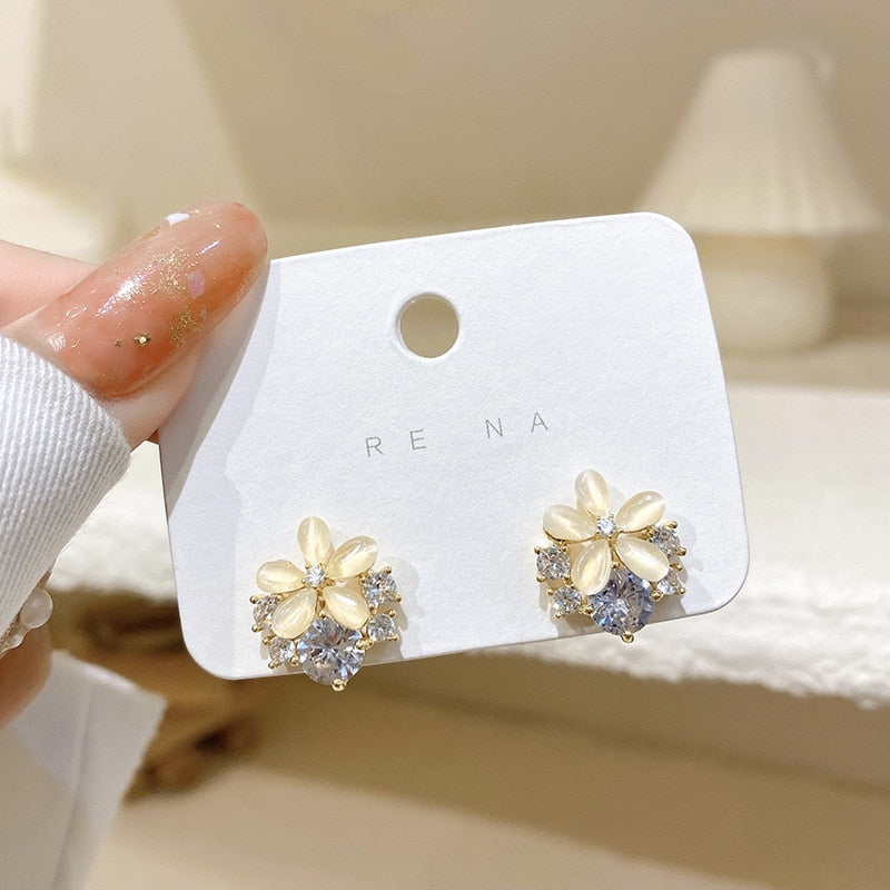 Korean Elegant Zircon Flower Stud Earrings for Women Girls Fashion Shell Small Flower Earring Boucle D'oreille Oorbellen Jewelry