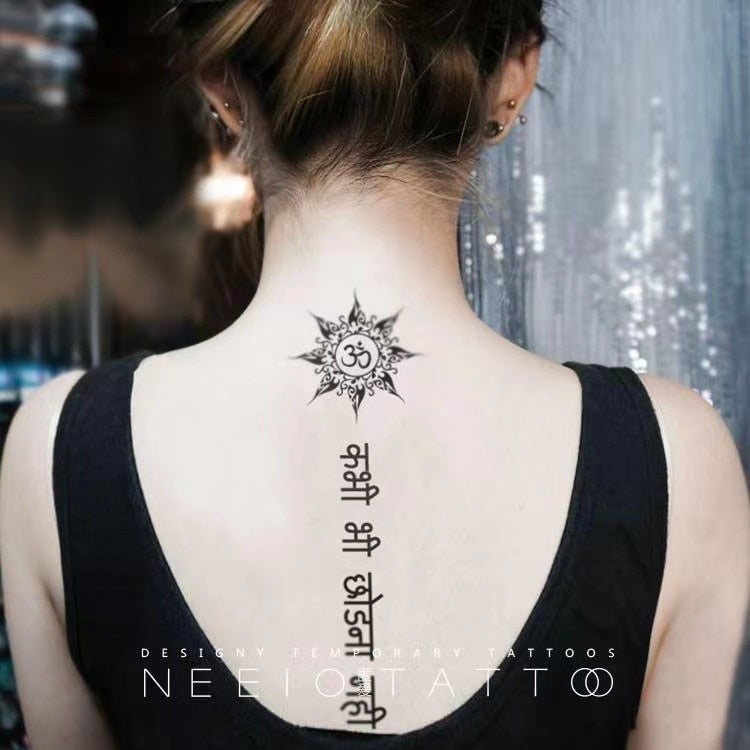 Waterproof Temporary Tattoo Sticker Sexy Black And White Ink Style Flower Line Tattoo Flash Tattoo Back Female