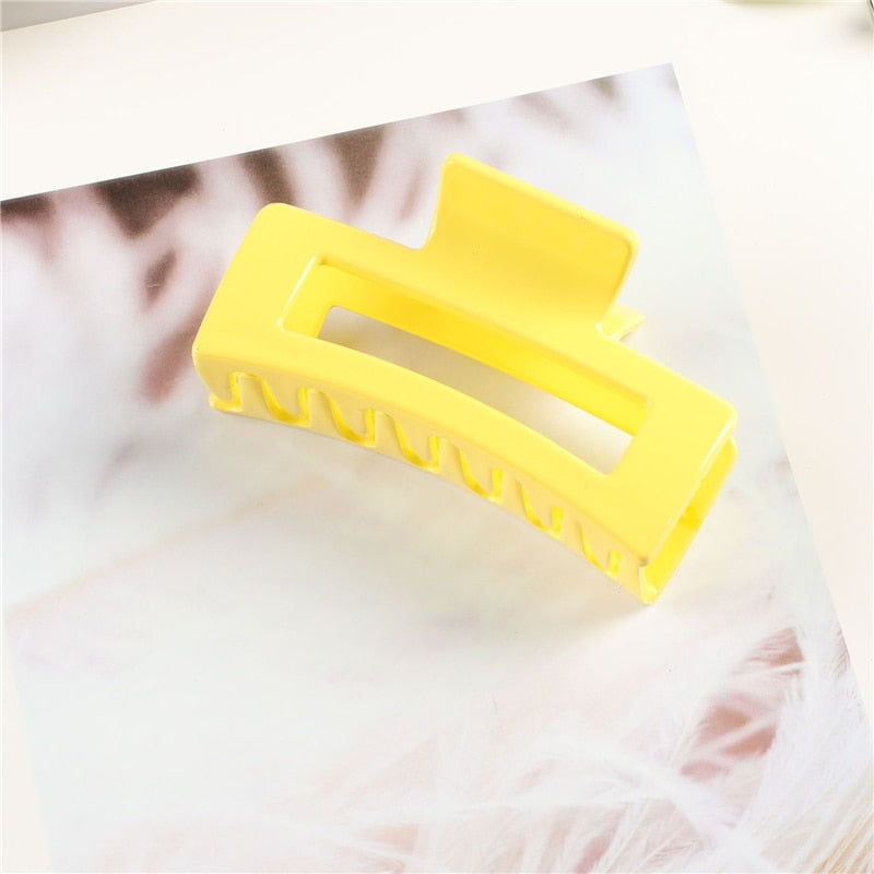 2022 Korean Solid Color Large Hair Claw Clips Fashion Matte Hair Claws Hairpin Women Girls Barrette Hair Accessories