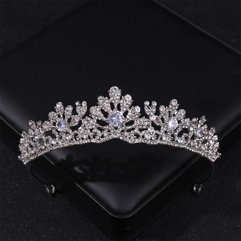 Simulated Pearls Crystal Wedding Tiaras And Crowns For Queen Princess Diadems Gold Silver Color Women Hair Jewelry Hot Sale