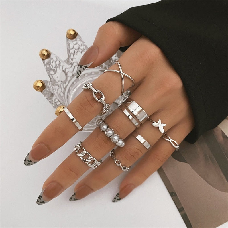 Bohemian Geometric Hollow Wide Chain Rings Sets For Women Vintage Butterfly Circle Imitation Pearls Joint Finger Rings Jewelry