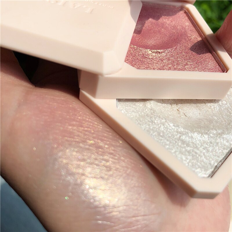 NewDouble-layer Highlighter Shadow Facial Makeup Face Bronzer High Gloss Shimmer Powder Makeup Cosmetic High-gloss Powder