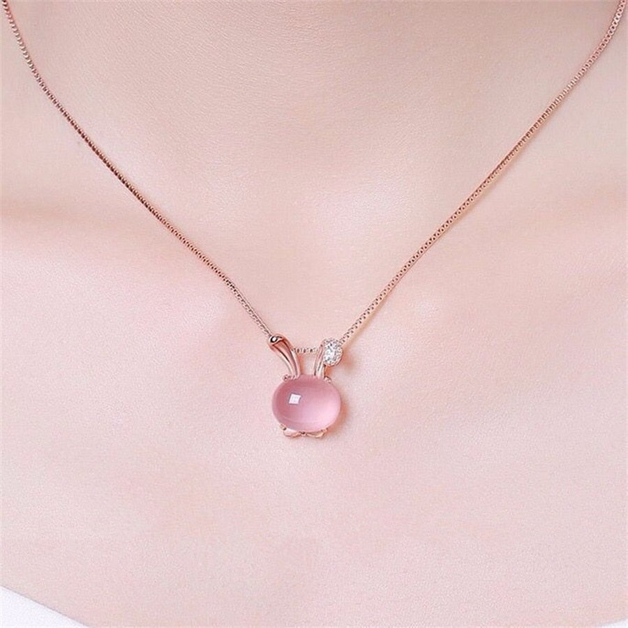 Light Luxury Opal Rabbit Pendant Necklace For Women Chinese Style Rabbit Sitting On Moon Star Animal Choker Trendy Party Jewelry