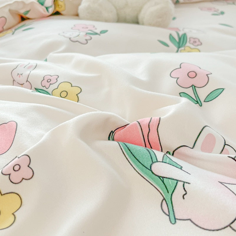 New Cartoon Foral Print Polyester Bedding Set Full Size Soft Thicken Duvet Cover Set with Flat Sheet Quilt Cover and Pillowcase