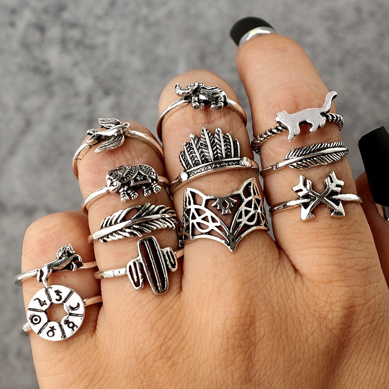 Tocona Bohemia Antique Silver Color Crown Flower Unicorn Carved Rings Sets Hollow Geometry Alloy Metal Wedding Jewelry Anillo