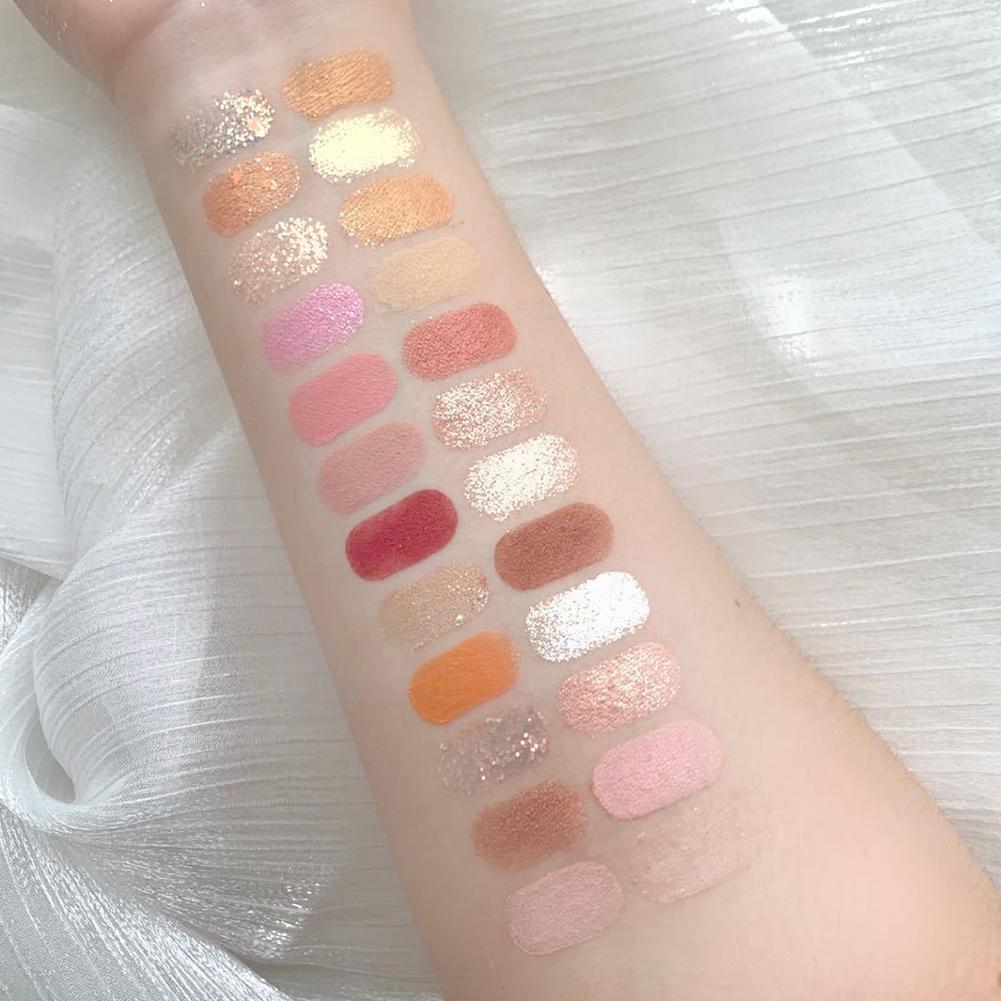 New Product 24 Colors Strawberry Girl Eyeshadow Palette Glitter Pale Pearlescent Cheap Earth Beginner Color Eyeshadow Water