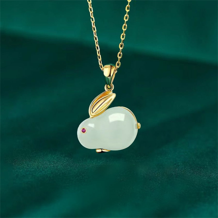 Light Luxury Opal Rabbit Pendant Necklace For Women Chinese Style Rabbit Sitting On Moon Star Animal Choker Trendy Party Jewelry