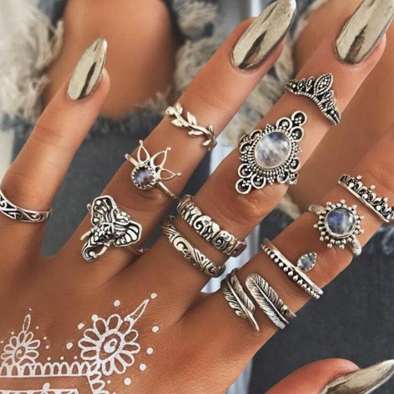 Tocona Bohemia Antique Silver Color Crown Flower Unicorn Carved Rings Sets Hollow Geometry Alloy Metal Wedding Jewelry Anillo