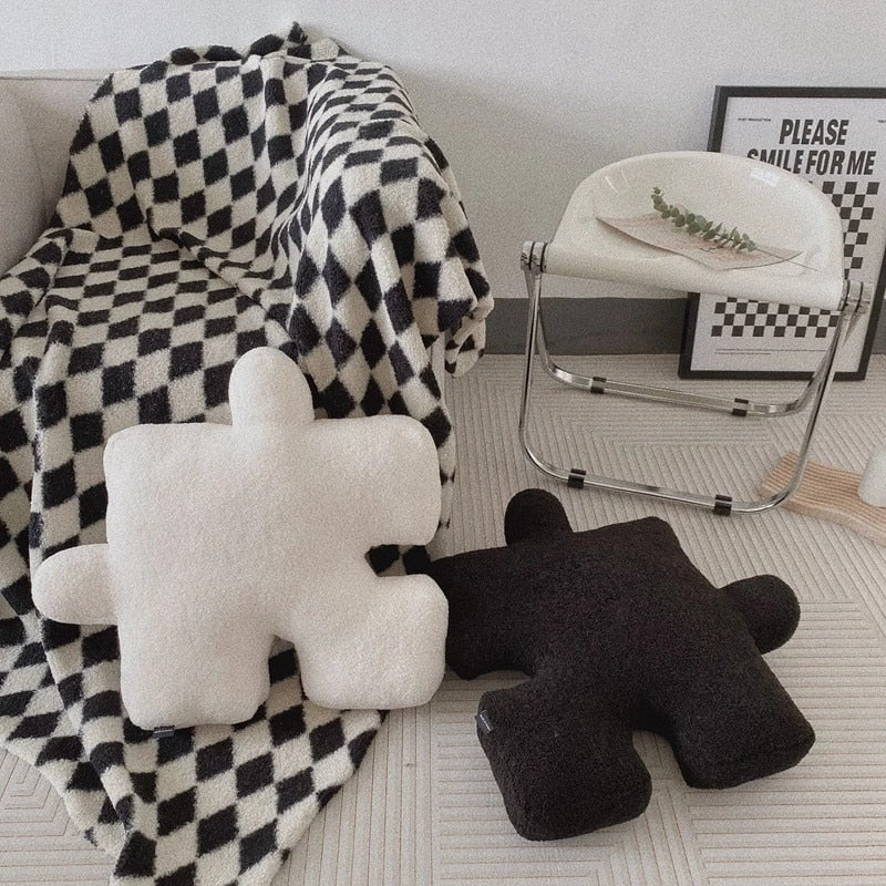 Blacket White Irregular Jigsaw Seat Cushion Chair Soft Back Cushion Home Decor Throw Pillow Comfortable Teddy Velvet Cushions