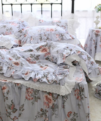 New French Countryside Garden Flowers and Birds bedding set Cotton ruffle lace duvet cover bed sheet set Bedding Sets for queen