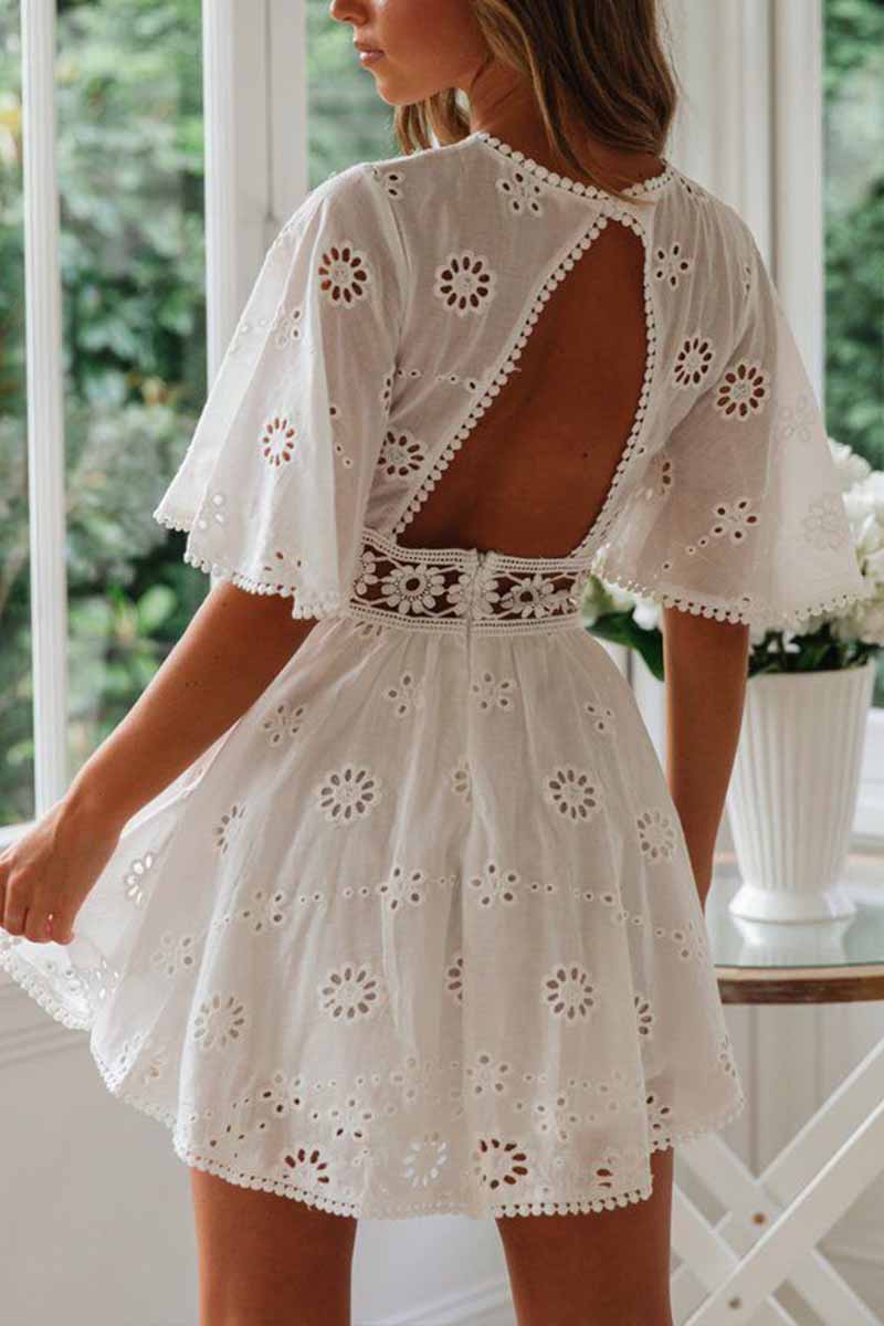 Oklulu O-Neck White Lace Mini Dress